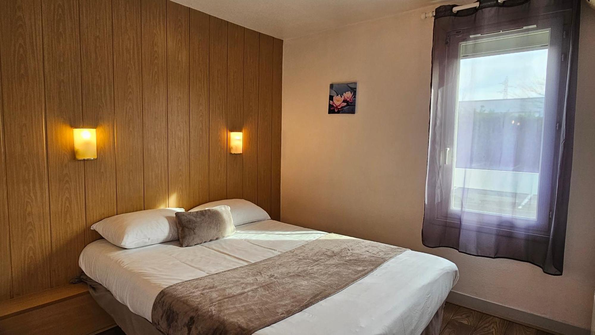 Brit Hotel Essentiel Pau לסקאר מראה חיצוני תמונה